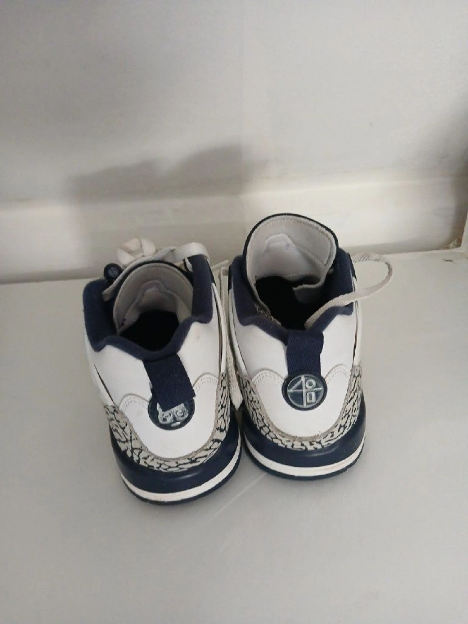 Jordan 3 Retro 'Midnight Navy' – photo 3